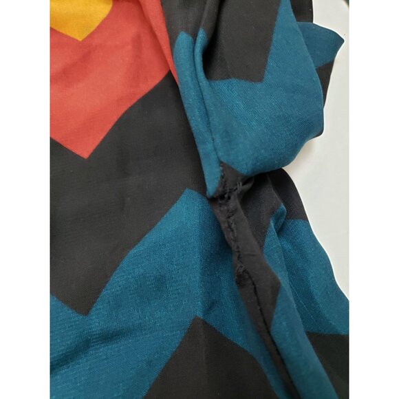 Coii USA - women's bell sleeve, colorful chevron print, shift dress, size L - Picture 9 of 9